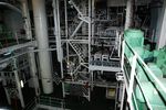 LNG Bonny engineroom 2010 DSC_6302.JPG